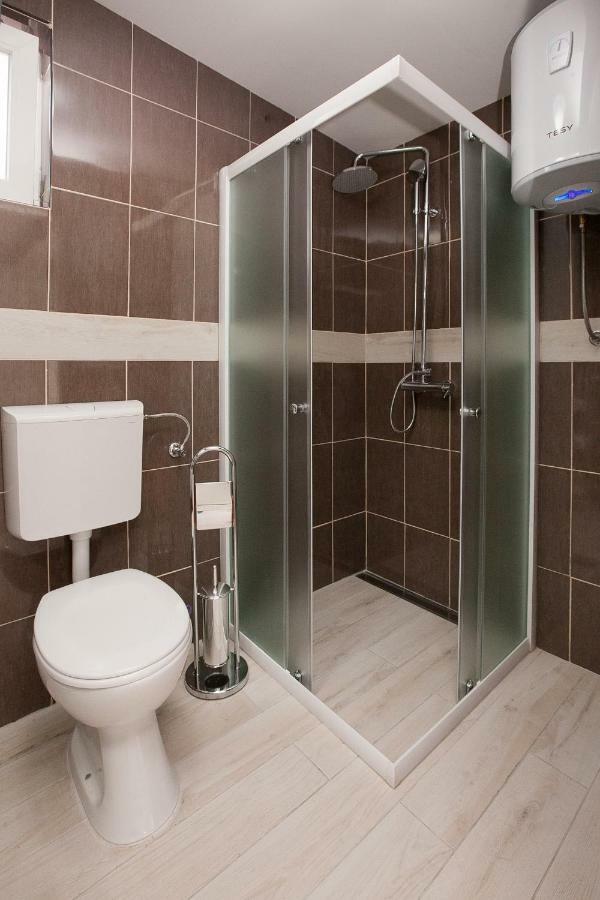 Studio Apartments Tara Задар Екстер'єр фото